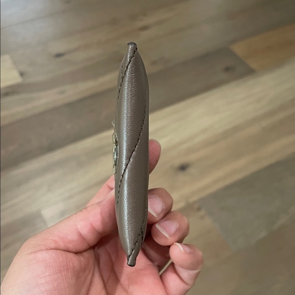 Tory Burch Kira Chevron Card Case Wallet In Classic Taupe NWT - Picture 6 of 10